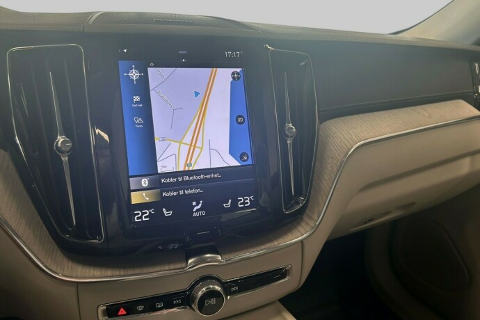 volvo-xc-60-elektrisitetbensin-2021-big-12