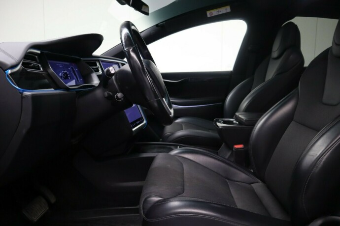 tesla-model-x-elektrisitet-2017-big-16