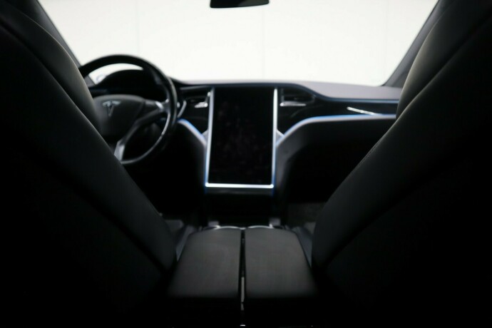 tesla-model-x-elektrisitet-2017-big-35