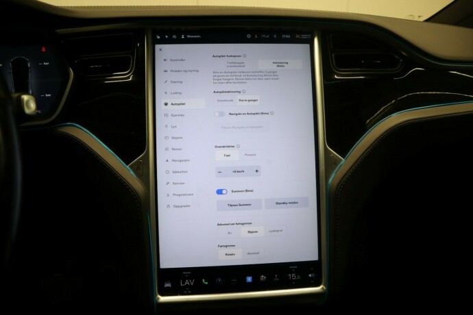 tesla-model-x-elektrisitet-2017-big-26