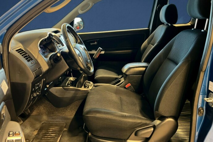 toyota-hilux-diesel-2015-big-10