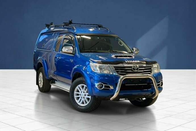 toyota-hilux-diesel-2015-big-0