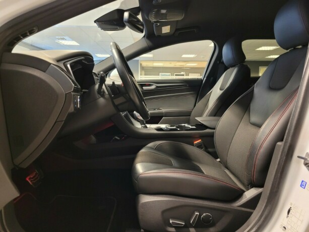 ford-mondeo-diesel-2018-big-24