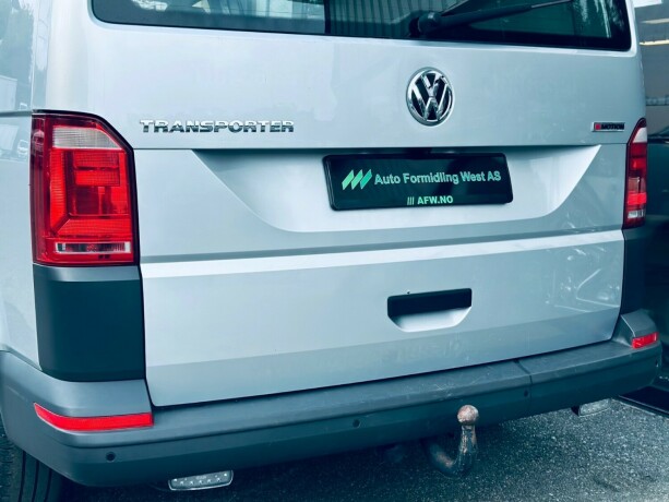 volkswagen-transporter-diesel-2019-big-6