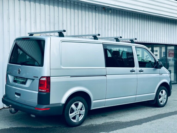 volkswagen-transporter-diesel-2019-big-8