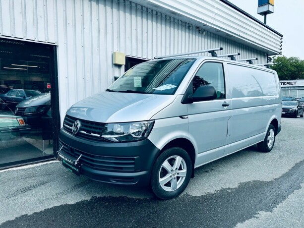 volkswagen-transporter-diesel-2019-big-1