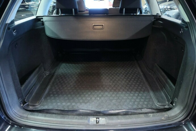 volkswagen-passat-diesel-2008-big-12