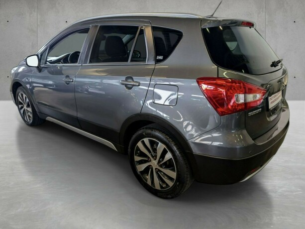 suzuki-sx4-s-cross-elektrisitetbensin-2020-big-2