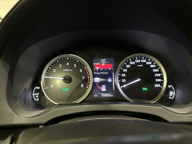 lexus-is-bensin-2013-big-16