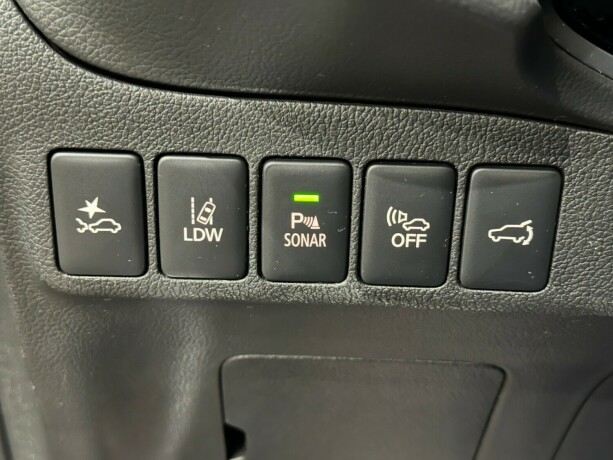 mitsubishi-outlander-elektrisitetbensin-2017-big-17