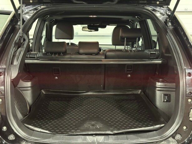 mitsubishi-outlander-elektrisitetbensin-2017-big-11