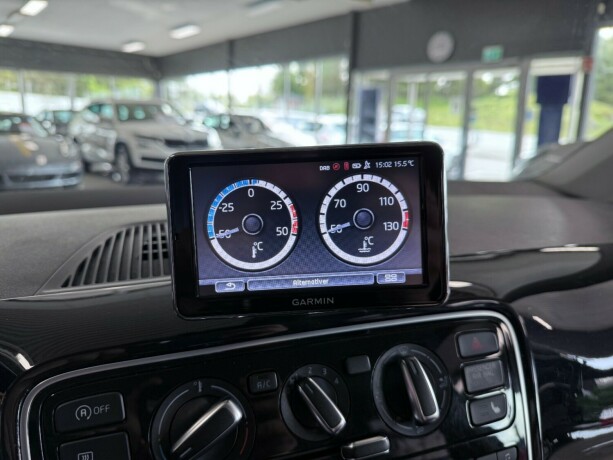 volkswagen-up-bensin-2016-big-16