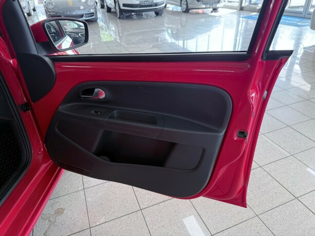 volkswagen-up-bensin-2016-big-22
