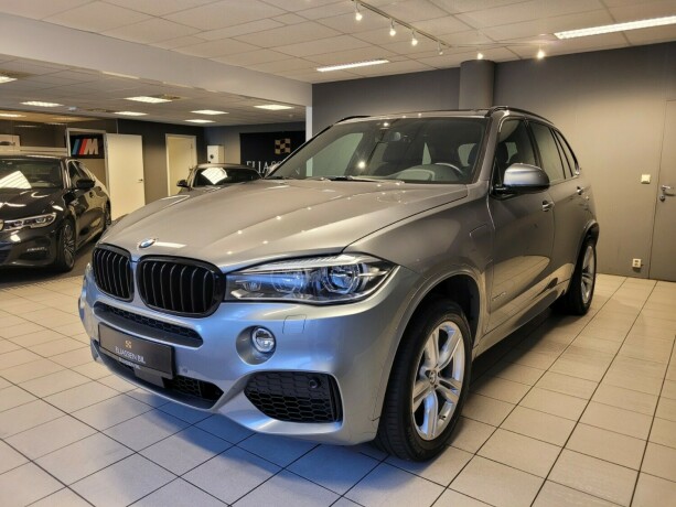 bmw-x5-elektrisitetbensin-2018-big-9