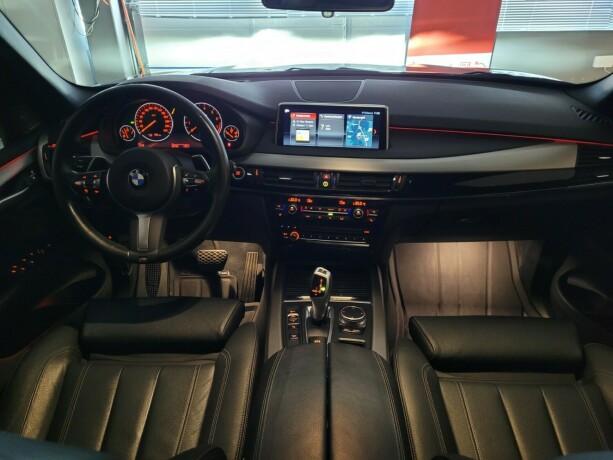 bmw-x5-elektrisitetbensin-2018-big-51