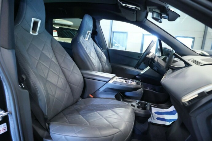 bmw-ix-xdrive-40-elektrisitet-2022-big-12