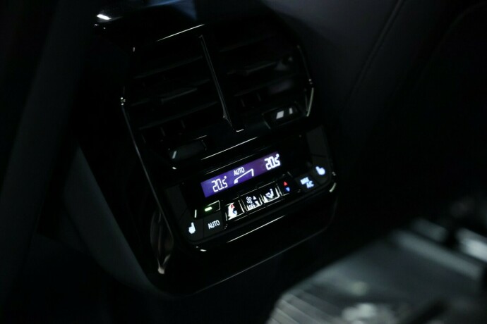 bmw-ix-xdrive-40-elektrisitet-2022-big-9