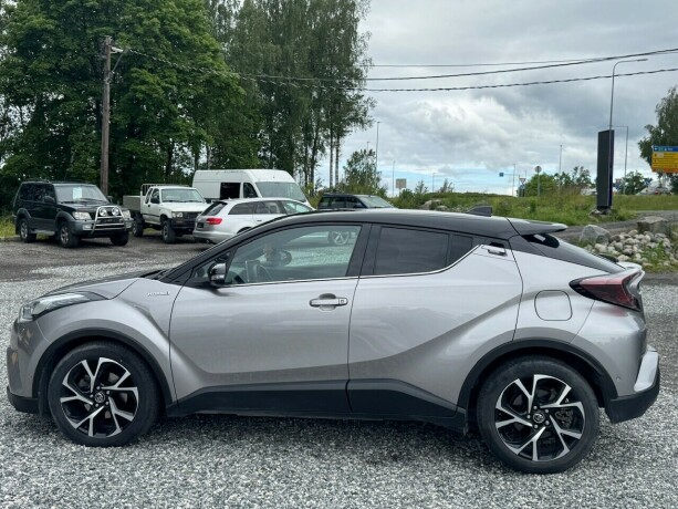toyota-c-hr-elektrisitetbensin-2020-big-3