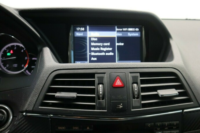 mercedes-benz-e-klasse-diesel-2010-big-36