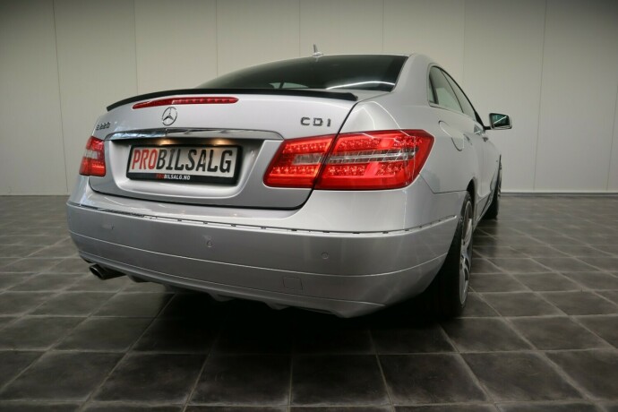 mercedes-benz-e-klasse-diesel-2010-big-7