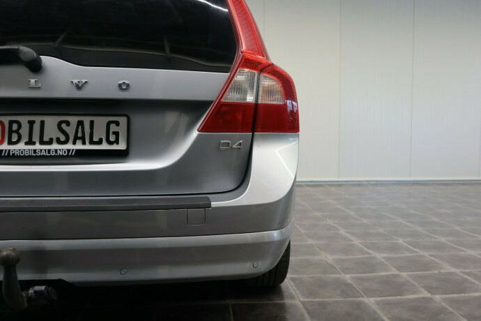 volvo-v70-diesel-2013-big-12