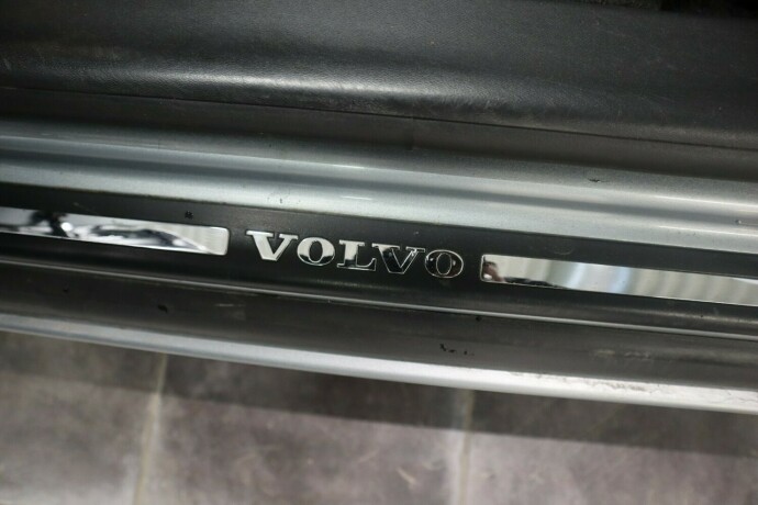 volvo-v70-diesel-2013-big-38