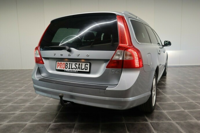 volvo-v70-diesel-2013-big-5