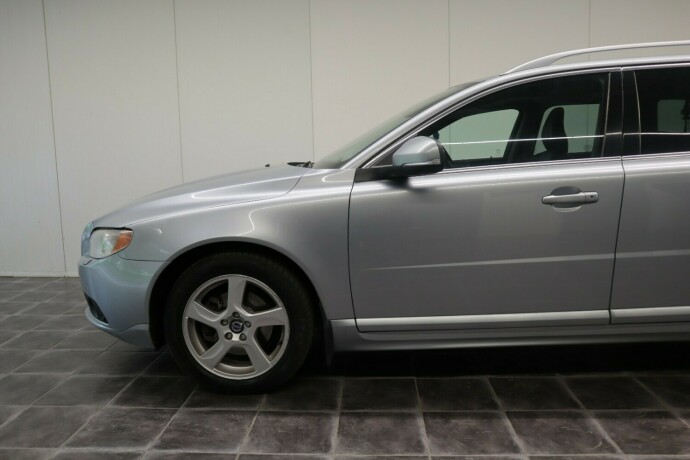 volvo-v70-diesel-2013-big-6