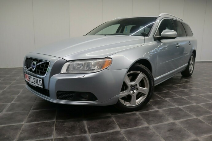volvo-v70-diesel-2013-big-0