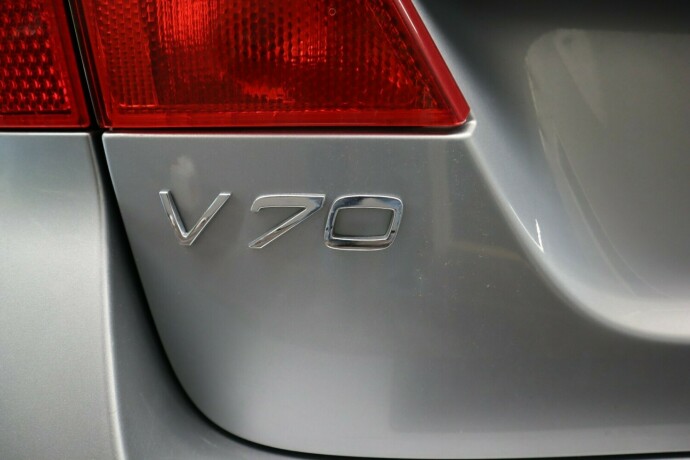 volvo-v70-diesel-2013-big-49