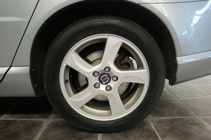 volvo-v70-diesel-2013-big-51