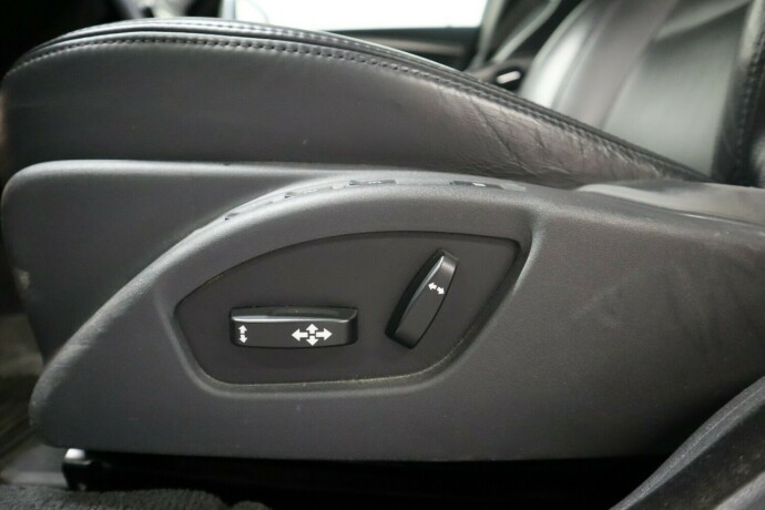volvo-v70-diesel-2013-big-35