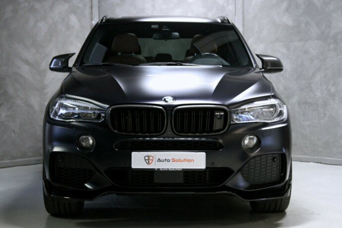 bmw-x5-bensin-2017-big-42
