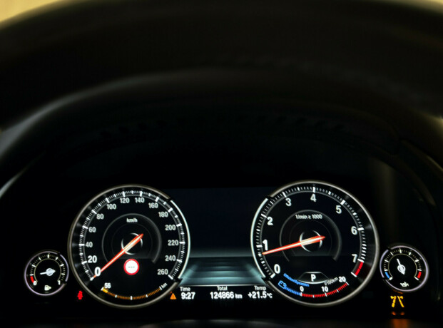 bmw-x5-bensin-2017-big-29