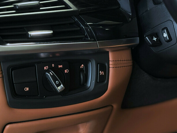 bmw-x5-bensin-2017-big-31