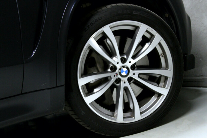 bmw-x5-bensin-2017-big-44