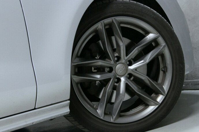 audi-a7-diesel-2011-big-33