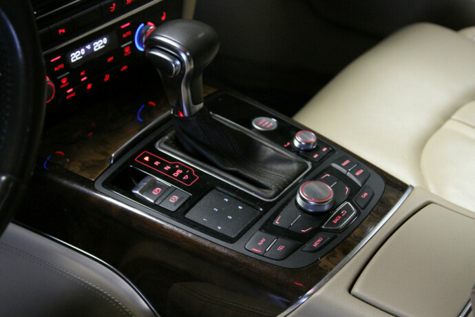 audi-a7-diesel-2011-big-17