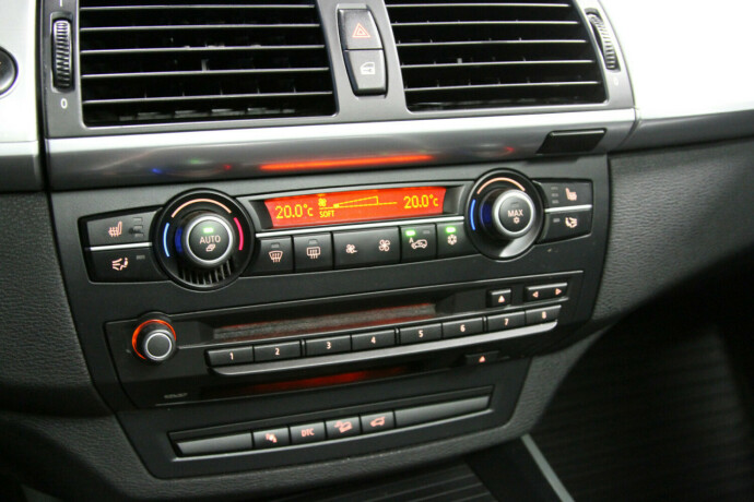 bmw-x5-diesel-2010-big-8