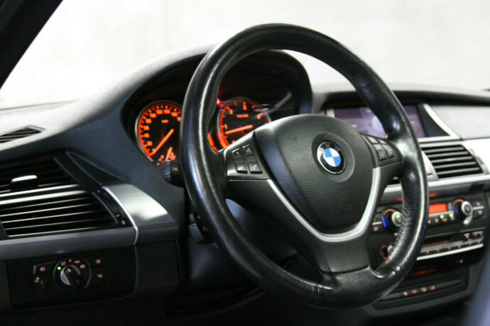 bmw-x5-diesel-2010-big-15