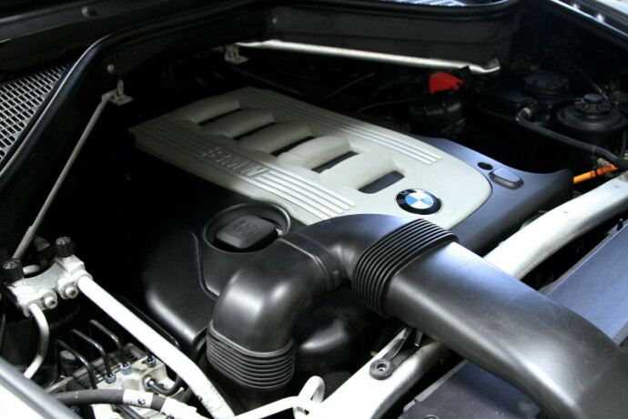 bmw-x5-diesel-2010-big-27