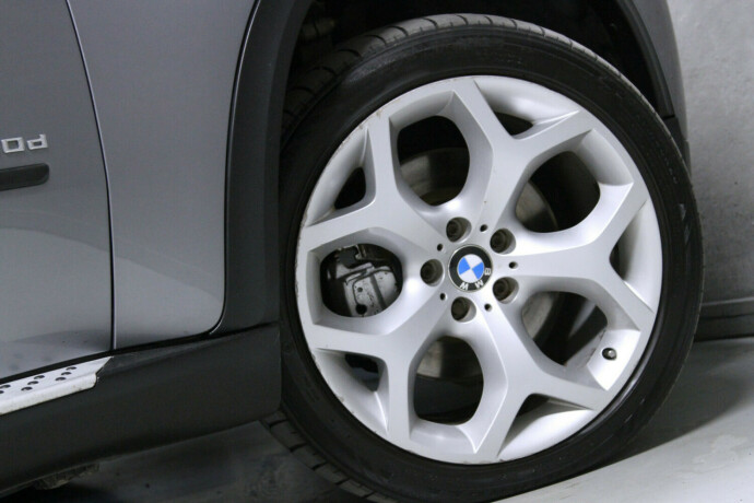 bmw-x5-diesel-2010-big-26