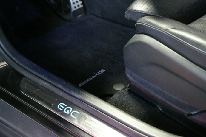 mercedes-benz-eqc-elektrisitet-2020-big-28