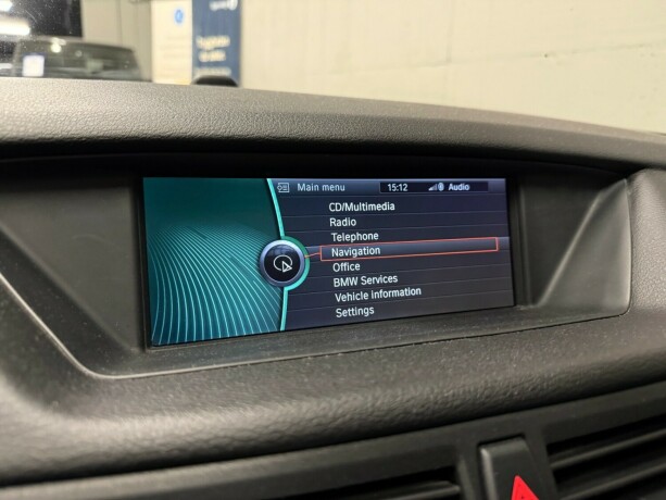 bmw-x1-diesel-2011-big-15