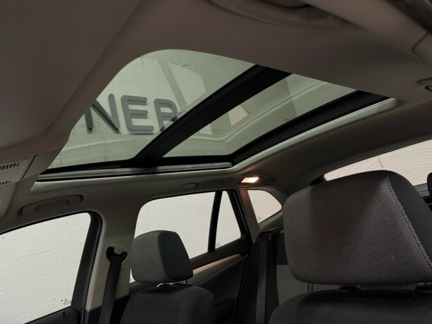 bmw-x1-diesel-2011-big-21