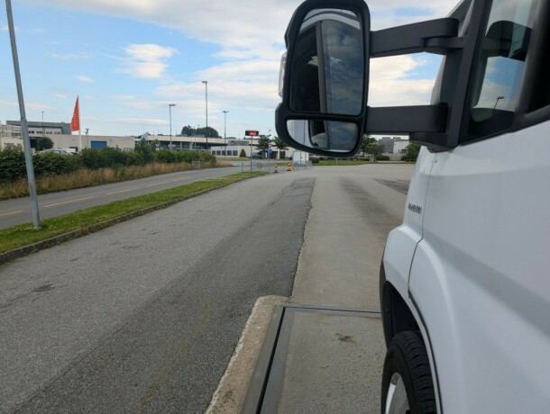 pilote-mooveo-queensbed-lav-km-god-nyttelast-truma-6eh-b-f248rerkort-lettkj248rt-u-7-meter-diesel-2012-big-41