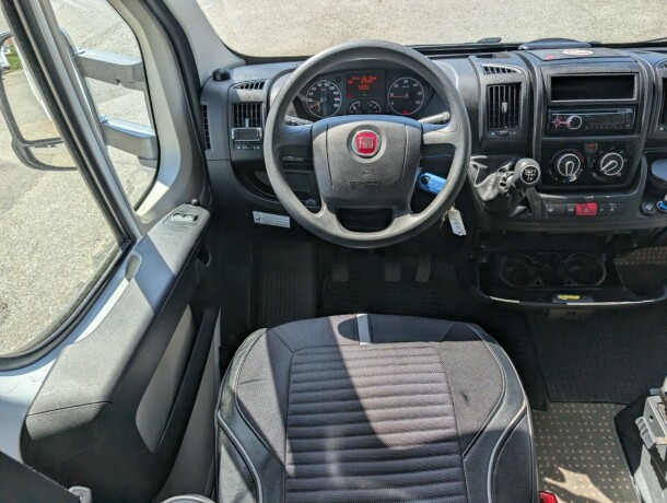 pilote-moveoo-queensbed-lav-km-god-nyttelast-truma-6eh-b-f248rerkort-lettkj248rt-u-7-meter-diesel-2012-big-17