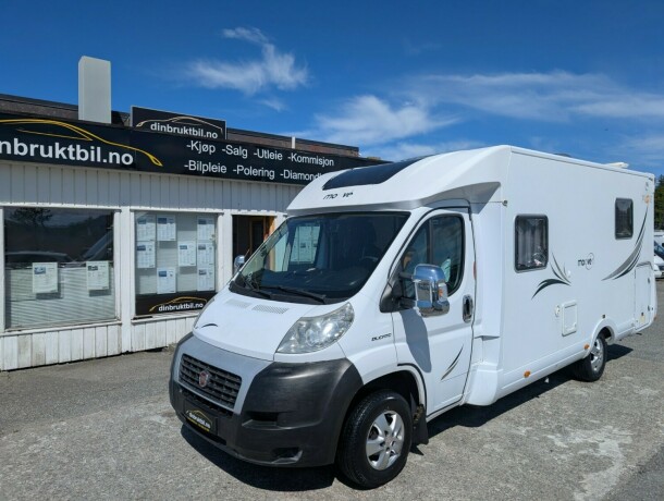 pilote-moveoo-queensbed-lav-km-god-nyttelast-truma-6eh-b-f248rerkort-lettkj248rt-u-7-meter-diesel-2012-big-1