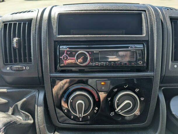 pilote-moveoo-p006xtc-diesel-2012-big-21