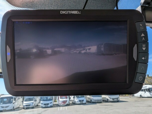 pilote-moveoo-queensbed-lav-km-god-nyttelast-truma-6eh-b-f248rerkort-lettkj248rt-u-7-meter-diesel-2012-big-23